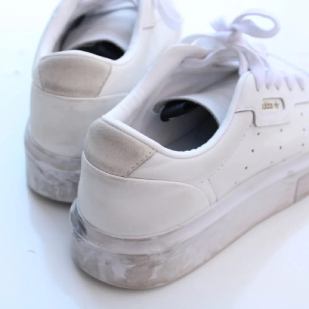 Adidas Sleek sneakers